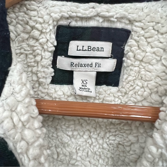 LL Bean Sherpa lined flannel - Picture 3 of 6